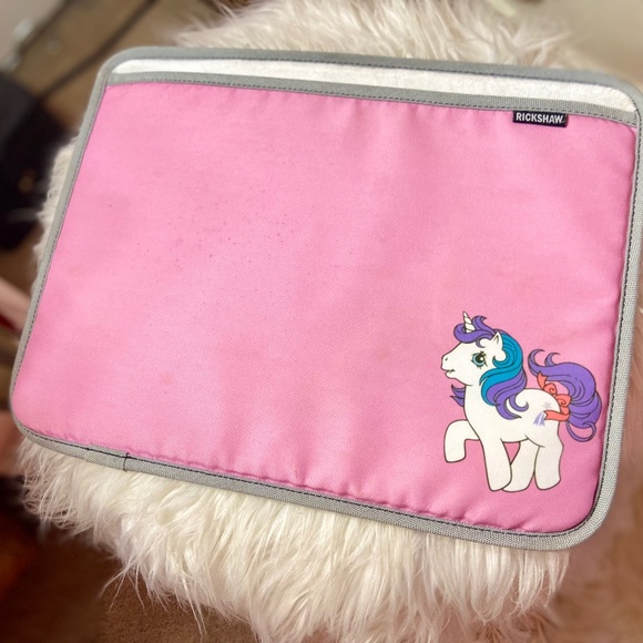 Vintage My Little Pony MacBook Air Apple Computer Softshell Case Sleeve 10 inch - Picture 4 of 4